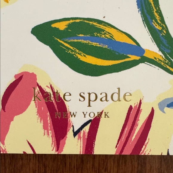 Kate Spade NWT Painted Tulips set of 2 pads and a pen in a pink mesh pouch. - Picture 6 of 7